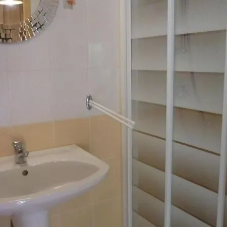 Le Chambon-sur-lignon, 4 Pieces, 6 Personnes - Fr-1-582-22 Holiday home Le Chambon-sur-Lignon
